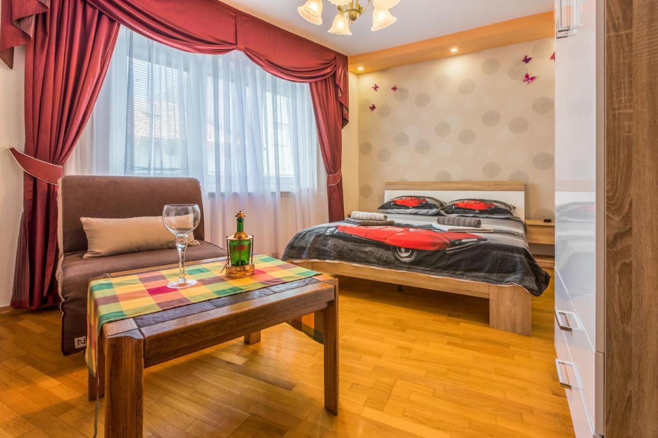 Apartments And Room Art Crikvenica Exteriér fotografie