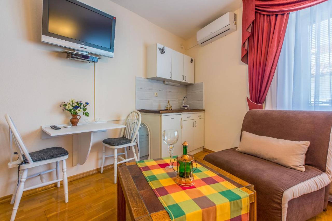 Apartments And Room Art Crikvenica Exteriér fotografie